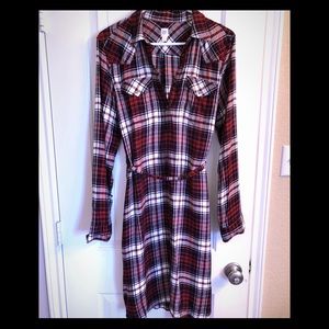 GAP Women’s Maternity Plaid Flannel Dress